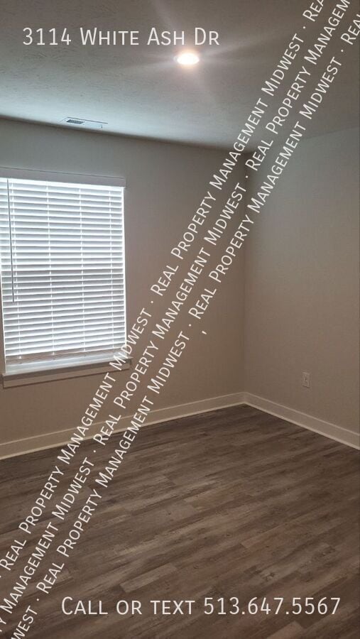 Building Photo - 3114 White Ash Dr