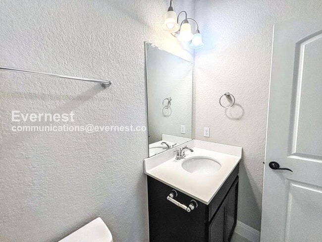 Building Photo - PROMO: Get $1,000 OFF the first month’s rent when the lease starts this month of March! / 5 Bed/4...