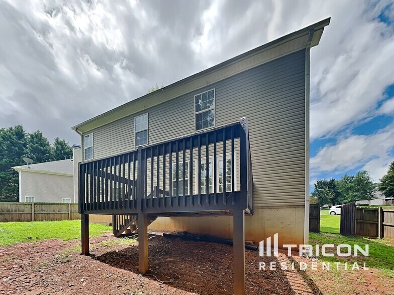 Building Photo - 109 Riley Way