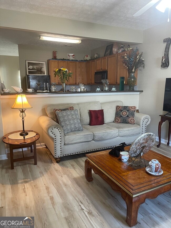 Building Photo - 4911 Walden Lake Square