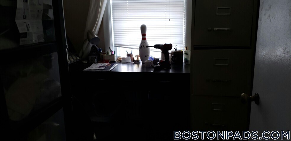 Building Photo - 522 Hancock St