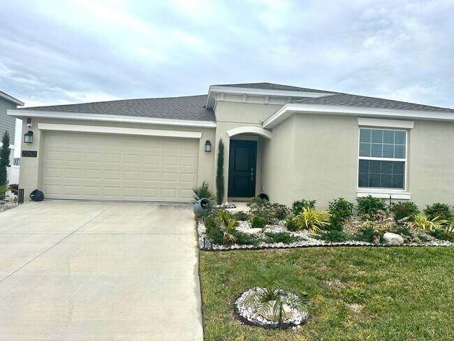 Building Photo - Brand New 4 bed inCypress Park - Haines City