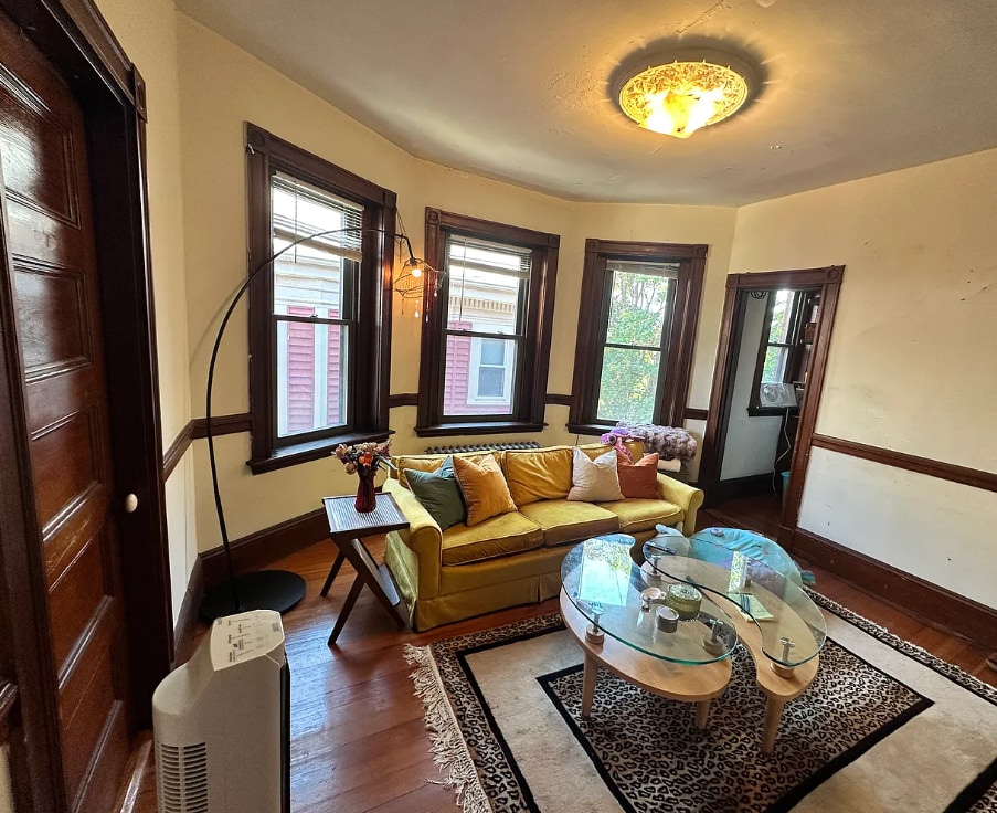 Building Photo - 174 Saint Alphonsus St