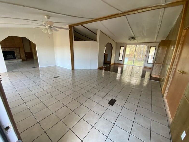 Building Photo - 3143 Eddy Gatesville Pkwy