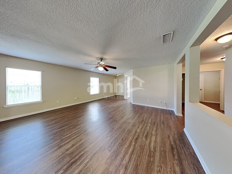 Building Photo - 76251 Long Pond Loop