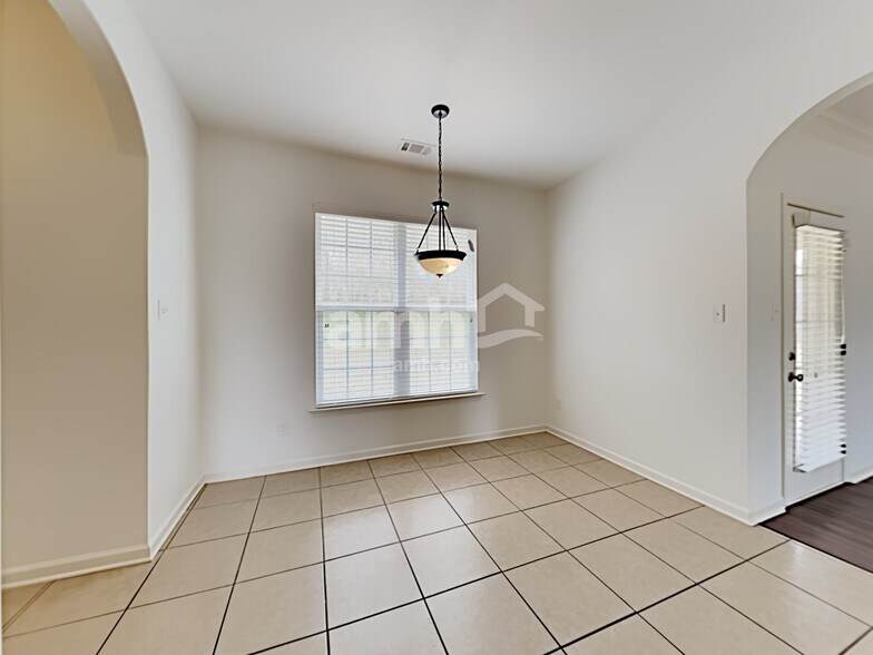 Building Photo - 1050 Kentshire Cv