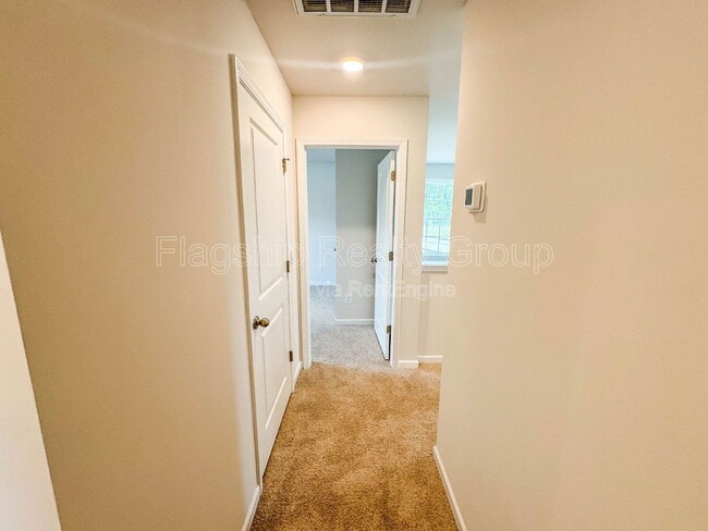 Building Photo - 2136 Montalvan Dr