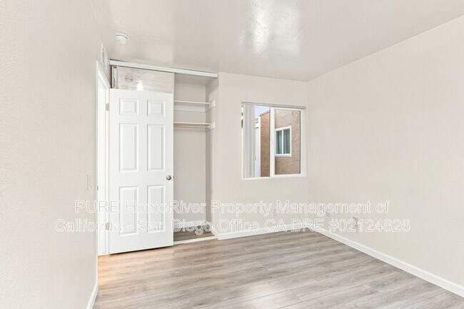 Building Photo - 17087 W Bernardo Dr