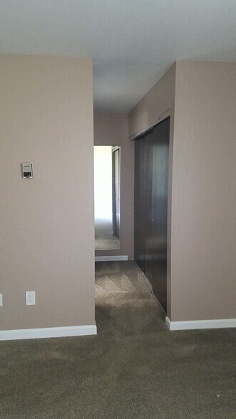 Building Photo - 3600 High Meadow Dr