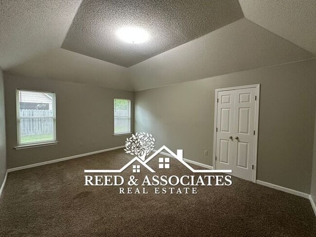 Building Photo - Just Minutes Away from Olive Branch Schools