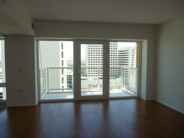 Building Photo - The Montage: One Bedroom plus Den - Downto...