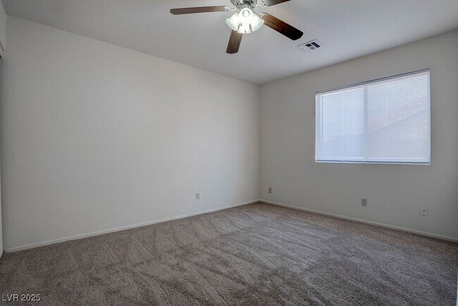 Building Photo - 1491 Powder Horn Dr