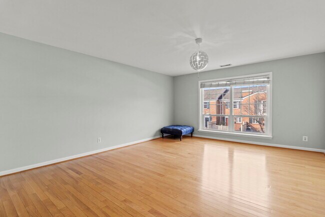 Building Photo - 1473 N Van Dorn St