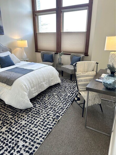 Building Photo - 15 Mount Saint Marys Way