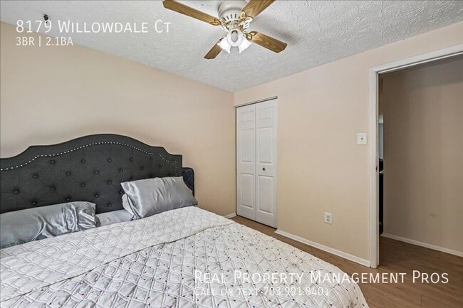 Building Photo - 8179 Willowdale Ct