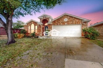 Building Photo - READY FOR MOVE-IN, 3-BEDROOM, 2-BATH HOME ...