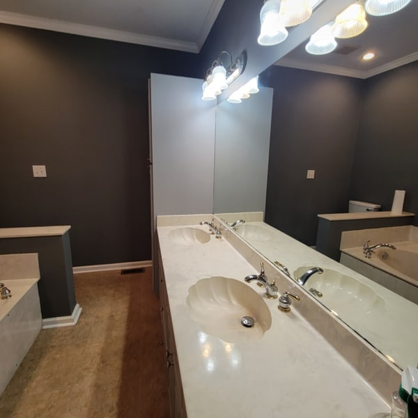 Building Photo - 9888 Whitehouse Pkwy