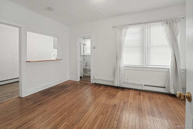 Building Photo - 7 S Atlantic St