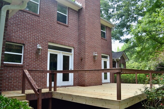 Building Photo - 7330 Society Hill Rd