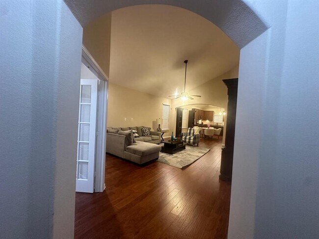 Building Photo - 16213 Cantania Cove