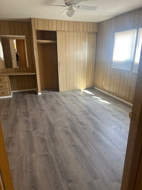 Building Photo - 2105 Hermosa Dr