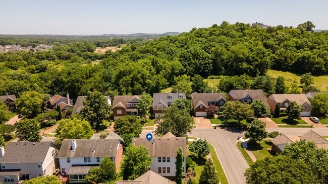 Building Photo - **5-BEDROOM HOME IN AMENITY-RICH MCKAY'S MILL NEIGHBORHOOD IN FRANKLIN/ WILLIAMSON COUNTY TN**