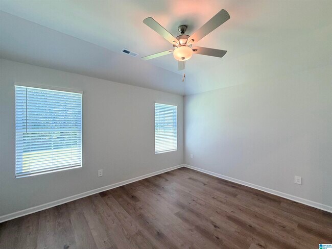 Building Photo - 302 Spanish Moss Ct