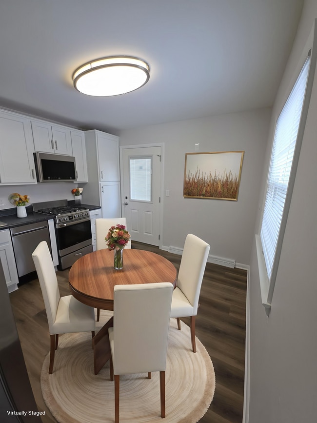 Building Photo - 11817 W North Ave