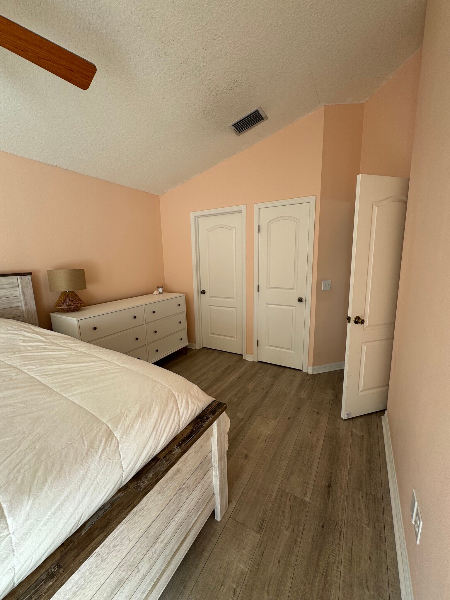 Building Photo - 7527 Oxford Garden Cir