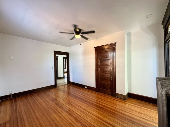 Building Photo - 301 W McMillan St