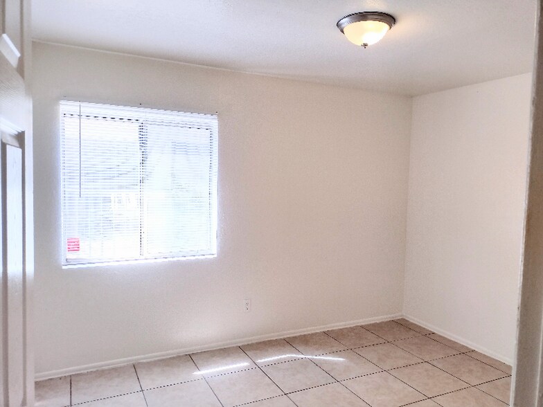 Building Photo - 6742 W Palmaire Ave