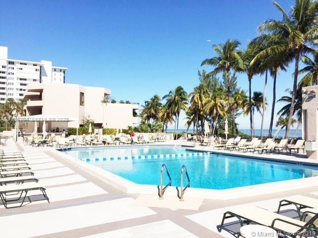 Building Photo - 201 Crandon Blvd