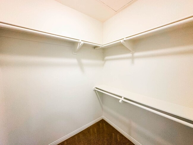 Building Photo - Beautiful 2 Bed/2 Bath Irvine Condo for Lease