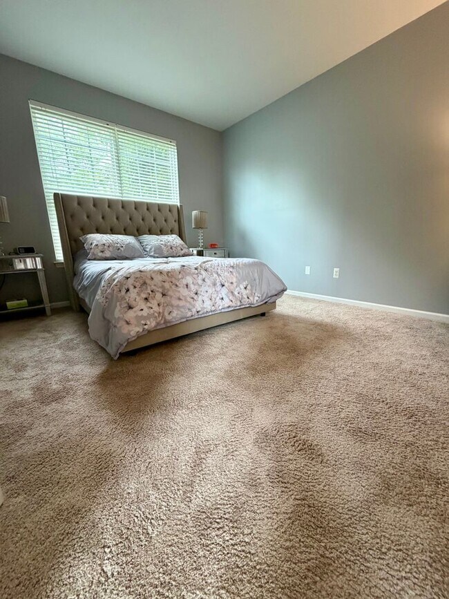 Building Photo - Stunning 3-Bed/3-Bath Home in Providence Reserve. Available September 1st!