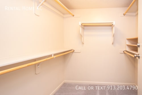 Building Photo - 2100 N 114th St