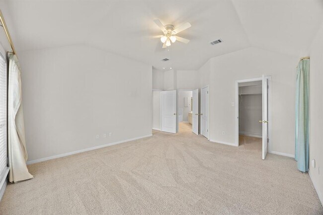 Building Photo - 10133 Cassandra Dr