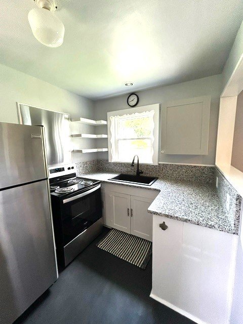Building Photo - Charming 3-Bedroom South Nashville Rental with Hardwood Floors!