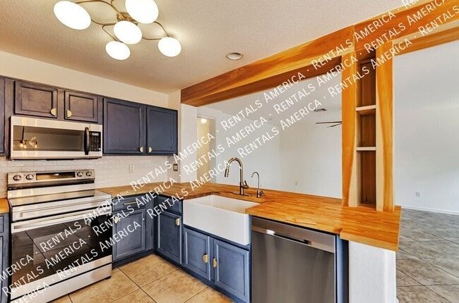 Building Photo - 14536 S Camino Vendaval