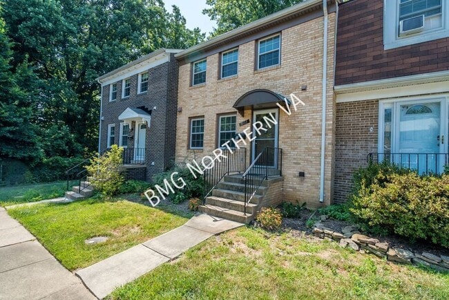 Building Photo - 9103 Vosger Ct