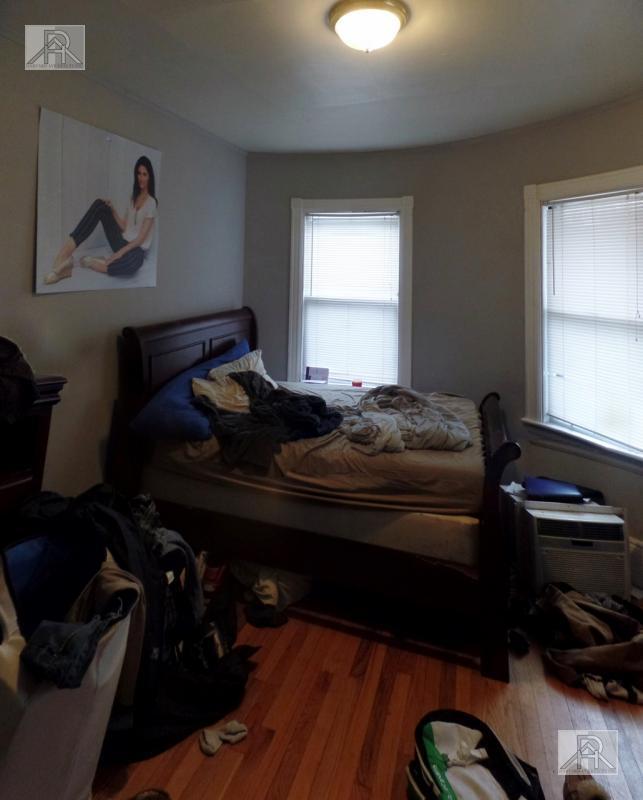 Building Photo - 5 bedroom in Allston MA 02134