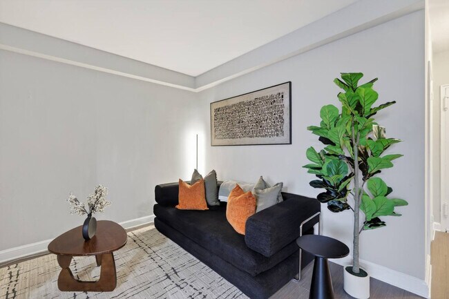 Building Photo - 1500 Arlington Blvd