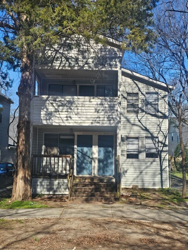 Building Photo - 317 Whaley St