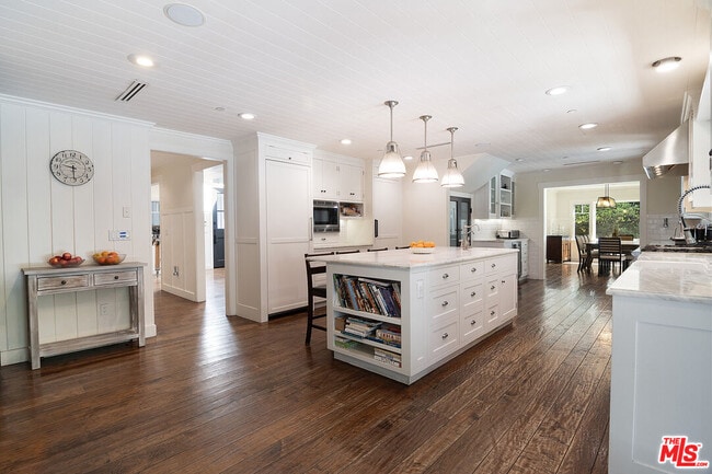 Building Photo - 9530 Moonridge Terrace Pl