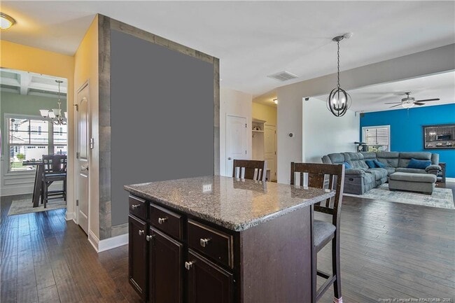 Building Photo - 688 Stonebriar Ave