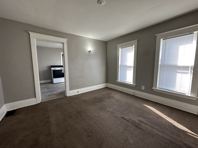 Building Photo - 1803 Portage St