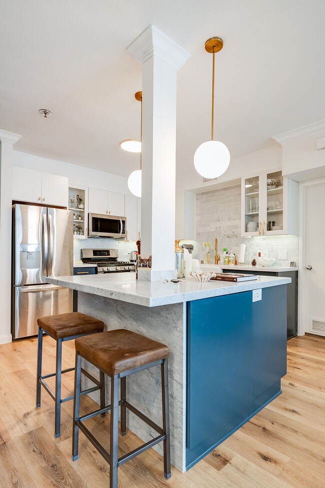 Building Photo - 20 Catamaran St