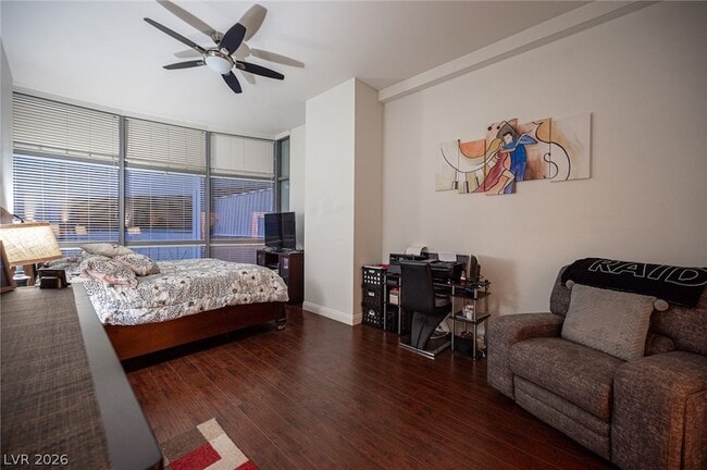 Building Photo - 200 W Sahara Ave