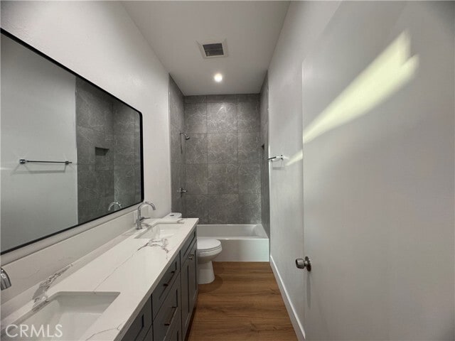 Building Photo - 8877 Mission Dr