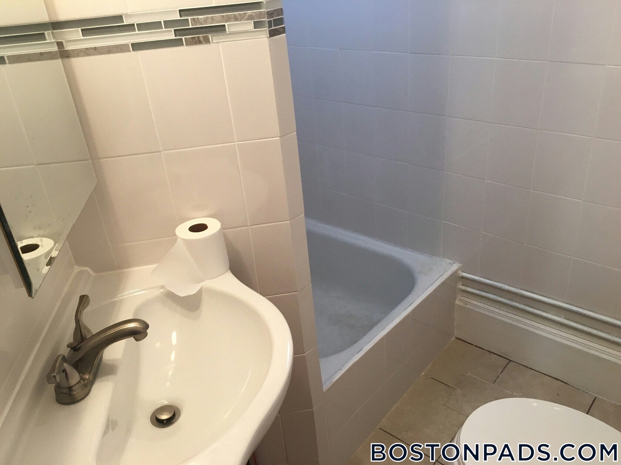 Building Photo - 179.5 Harvard St