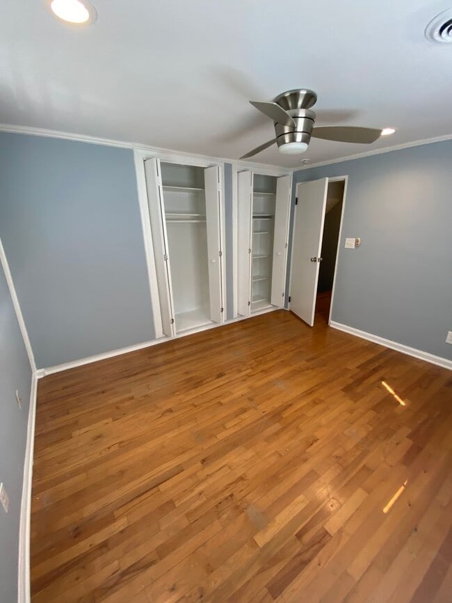 Building Photo - 1068 Nichols Dr
